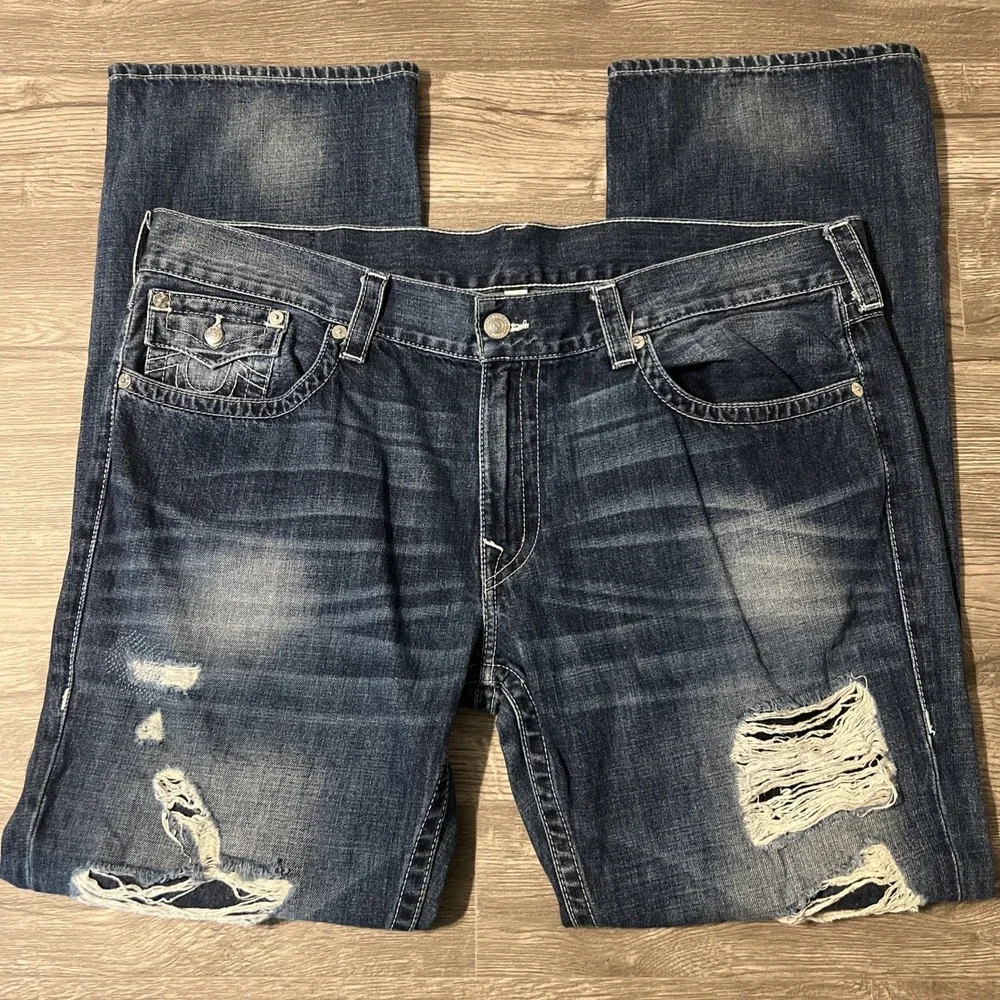 True Religion World Tour Dark Wash Straight Leg Distressed Jeans Sz 42 (44x34)
